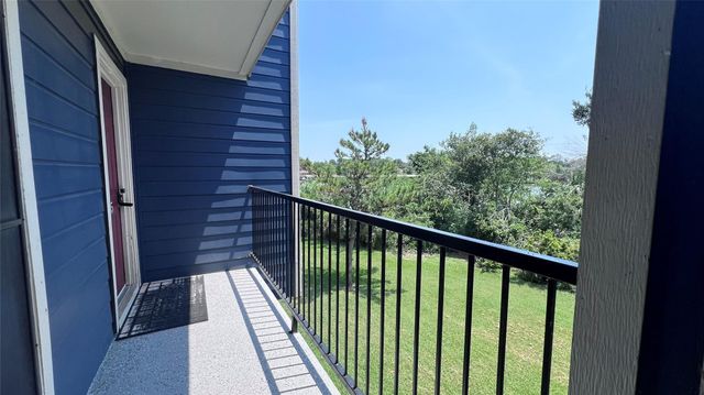 18519 Egret Bay Boulevard 1915, Houston, TX 77058