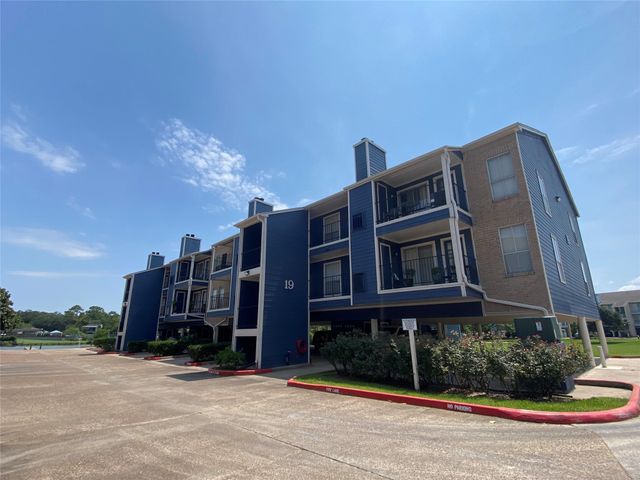 18519 Egret Bay Boulevard 1915, Houston, TX 77058