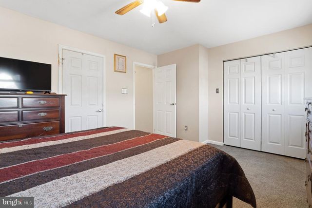 19 FAIRGROUND AVE, Taneytown, MD 21787