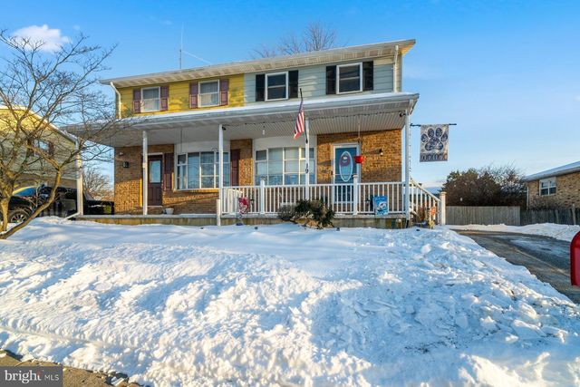 19 FAIRGROUND AVE, Taneytown, MD 21787
