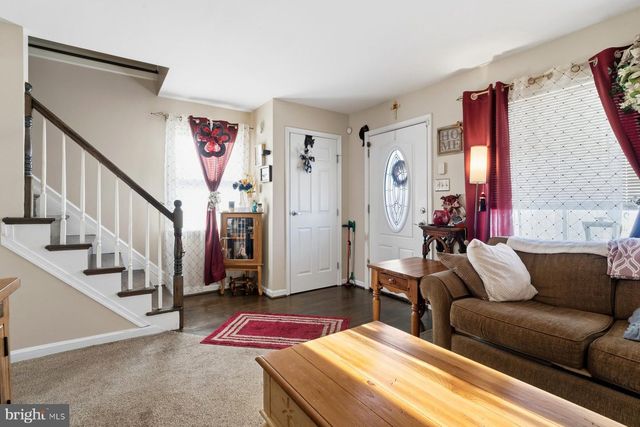 19 FAIRGROUND AVE, Taneytown, MD 21787