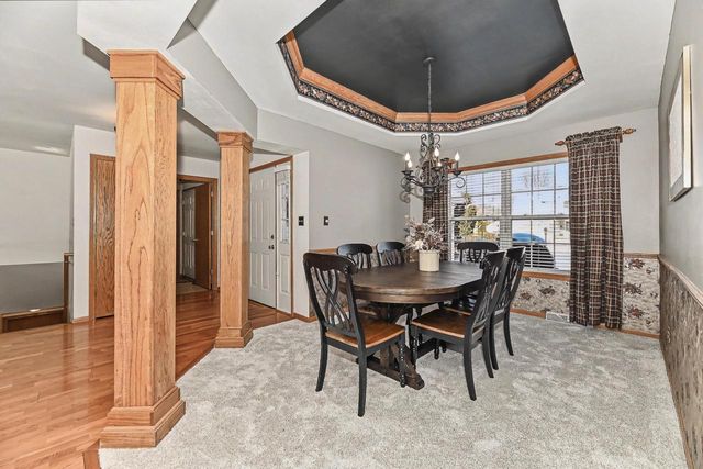 2705 Darrell DRIVE, Waukesha, WI 53188