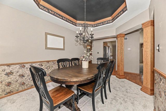 2705 Darrell DRIVE, Waukesha, WI 53188