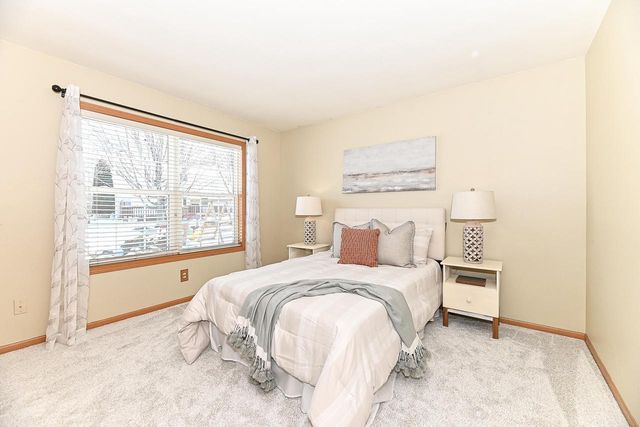 2705 Darrell DRIVE, Waukesha, WI 53188