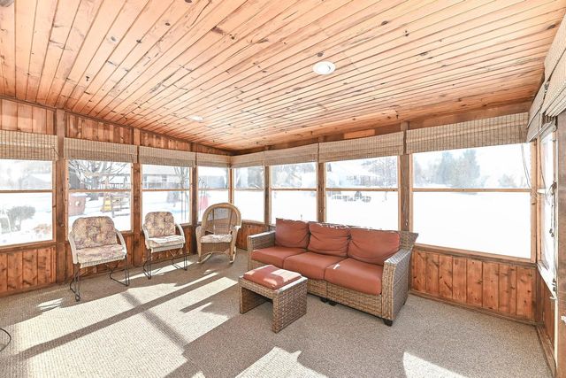 2705 Darrell DRIVE, Waukesha, WI 53188