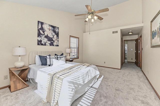 2705 Darrell DRIVE, Waukesha, WI 53188