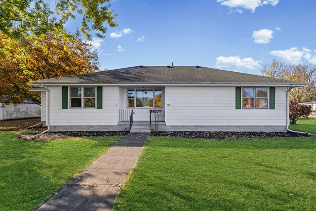 419 N MAIN Street, Farmer City, IL 61842