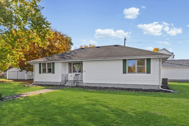 419 N MAIN Street, Farmer City, IL 61842