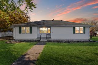 419 N MAIN Street, Farmer City, IL 61842