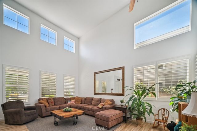 1029 Poppy Tree Place, Simi Valley, CA 93065