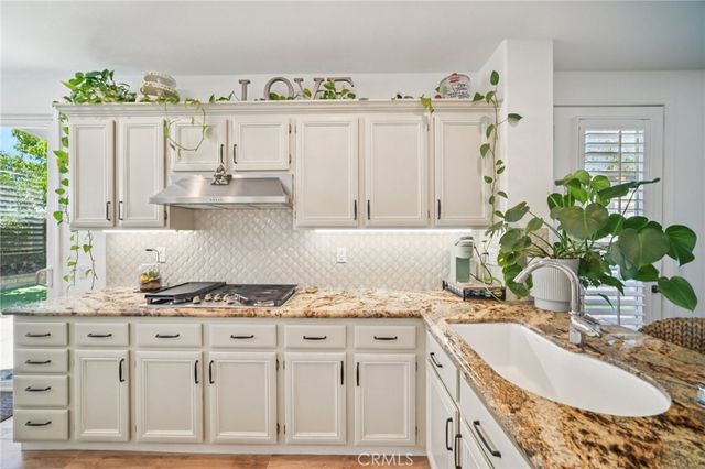 1029 Poppy Tree Place, Simi Valley, CA 93065