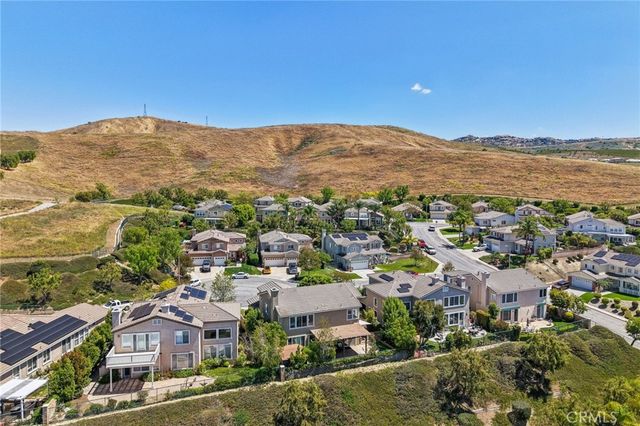 1029 Poppy Tree Place, Simi Valley, CA 93065