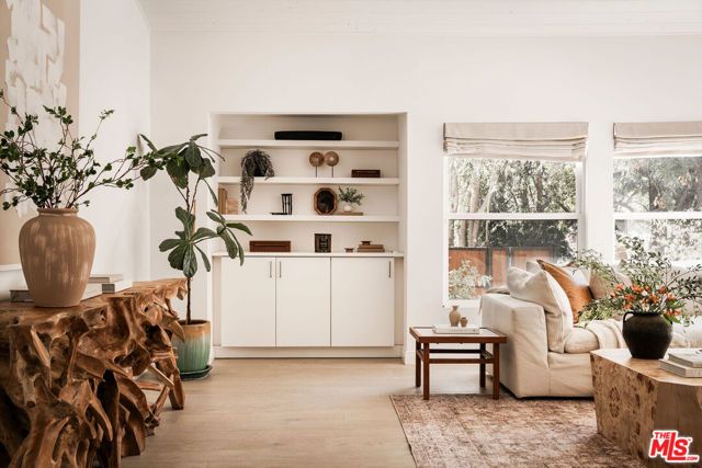 11202 Canton Drive, Studio City (los Angeles), CA 91604