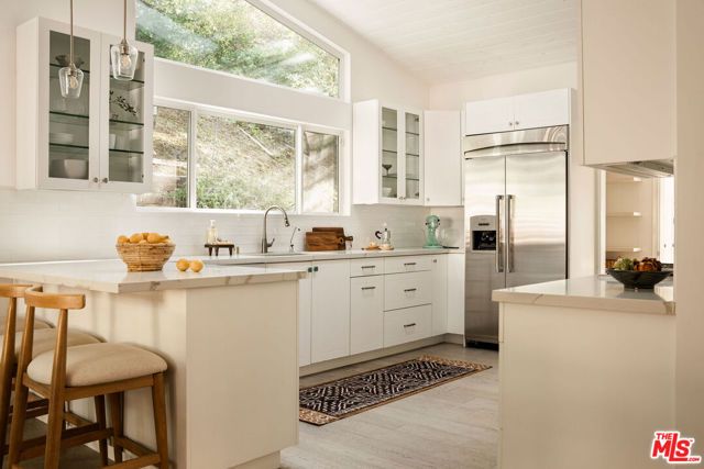 11202 Canton Drive, Studio City (los Angeles), CA 91604