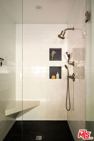 11202 Canton Drive, Studio City (los Angeles), CA 91604