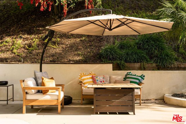 11202 Canton Drive, Studio City (los Angeles), CA 91604