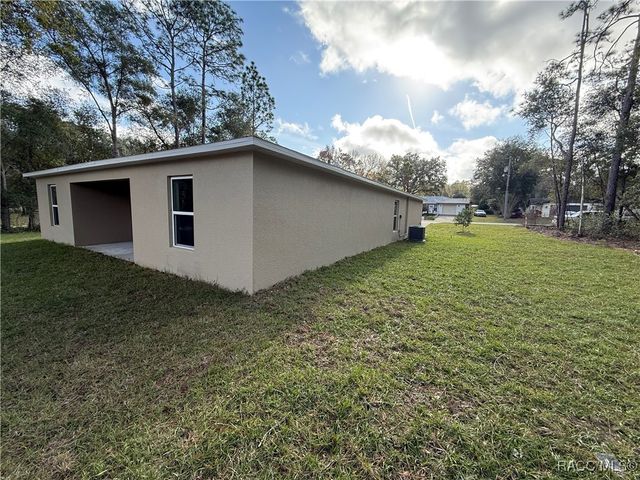 7936 N Golfview Drive, Citrus Springs, FL 34434