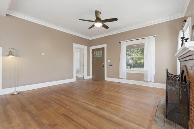 1353 N Wilson Avenue, Fresno, CA 93728