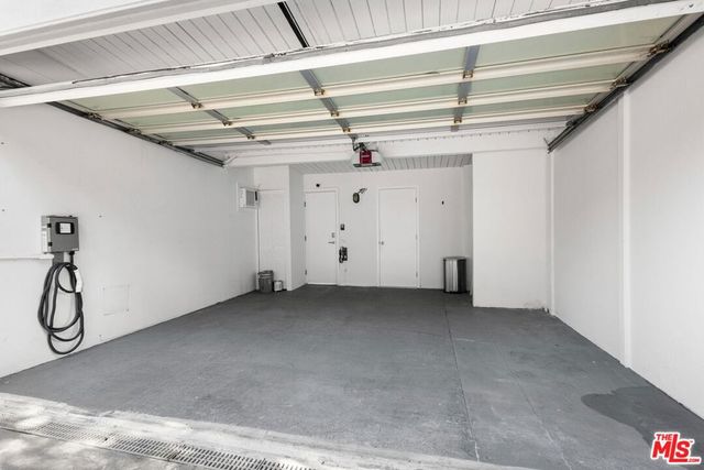 2226 Ronda Vista Drive, Los Angeles, CA 90027