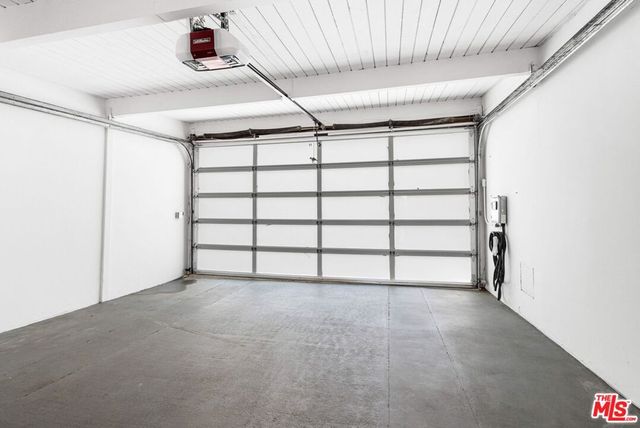 2226 Ronda Vista Drive, Los Angeles, CA 90027