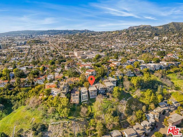 2226 Ronda Vista Drive, Los Angeles, CA 90027