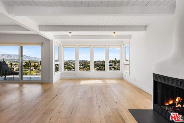 2226 Ronda Vista Drive, Los Angeles, CA 90027