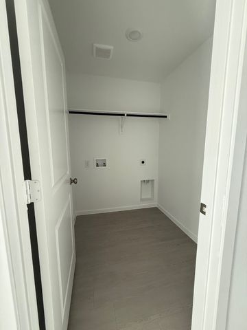 4040 Twinleaf Drive, Crowley, TX 76036