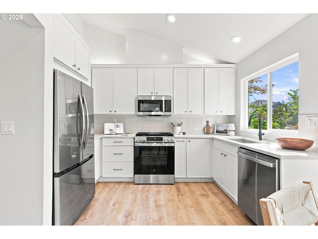 32554 Sw JULIETTE Dr, Wilsonville, OR 97070
