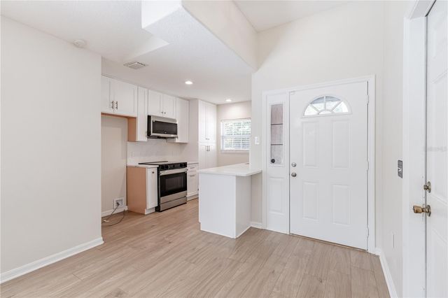 31080 LOCHMORE CIRCLE, Sorrento, FL 32776