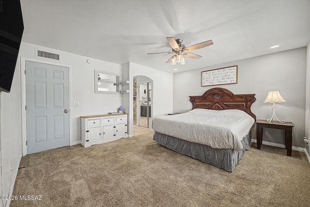 1661 W Cascabella Drive, Tucson, AZ 85737