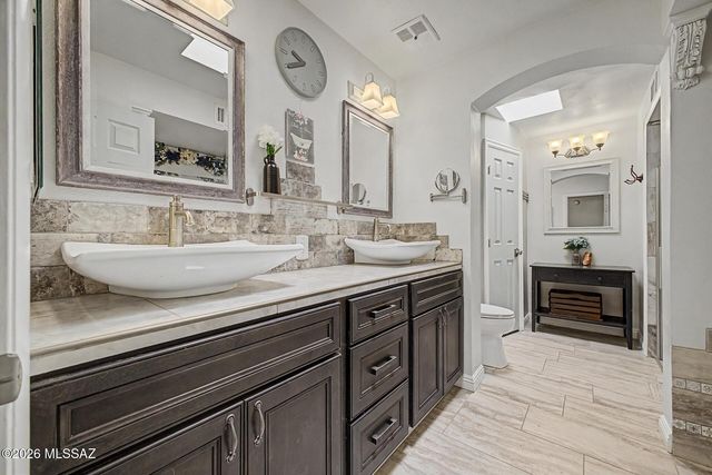 1661 W Cascabella Drive, Tucson, AZ 85737