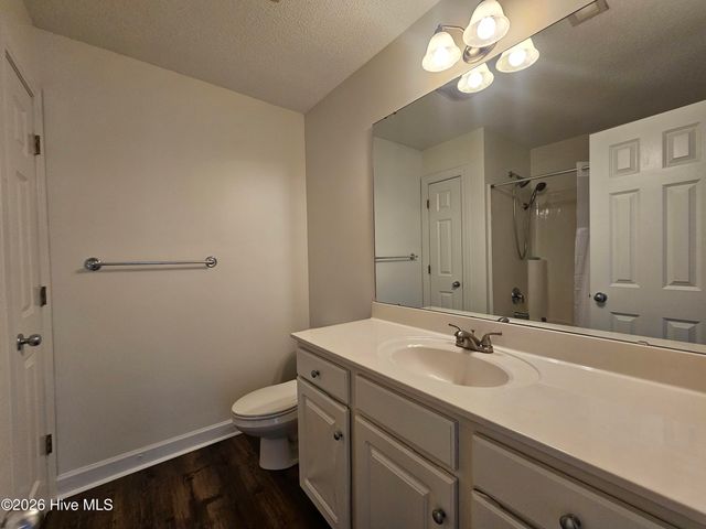1310 Thomas Langston Road 6, Winterville, NC 28590