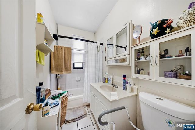328 32nd Street, Union City, NJ 07087