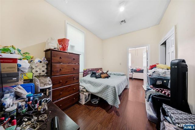 328 32nd Street, Union City, NJ 07087