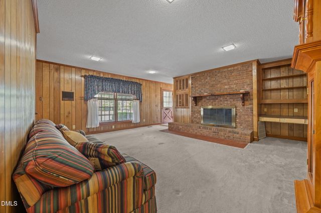 85 Oak Street, Lillington, NC 27546