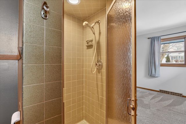 5103 Brookview Road, Rockford, IL 61107