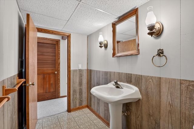 5103 Brookview Road, Rockford, IL 61107