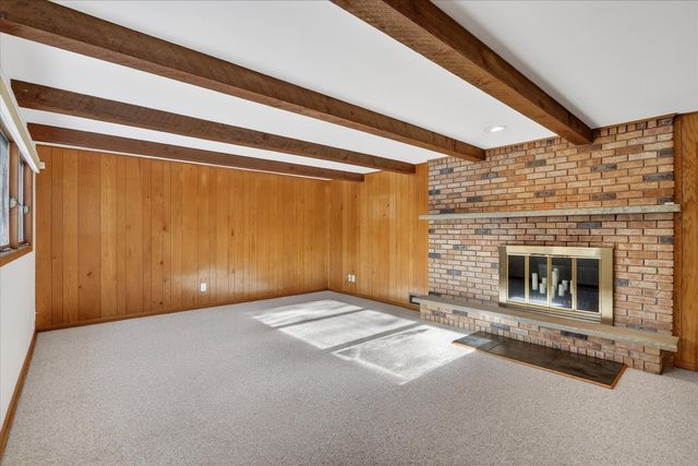 5103 Brookview Road, Rockford, IL 61107