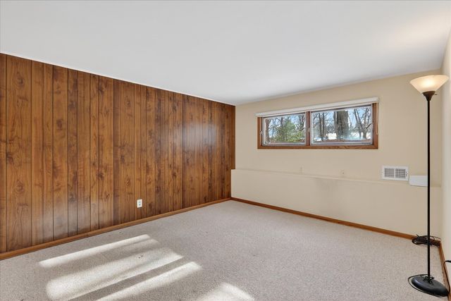 5103 Brookview Road, Rockford, IL 61107