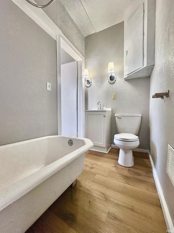 1818 W Indiana Avenue, South Bend, IN 46613