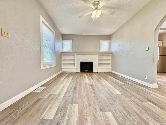 1818 W Indiana Avenue, South Bend, IN 46613