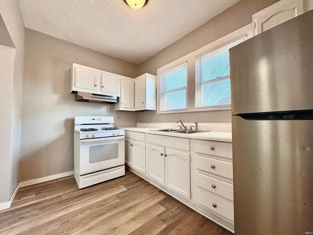 1818 W Indiana Avenue, South Bend, IN 46613