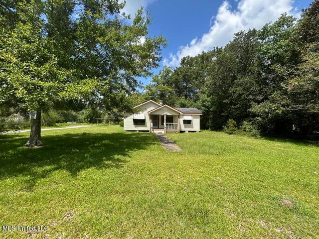 8117 Ms-613, Moss Point, MS 39562