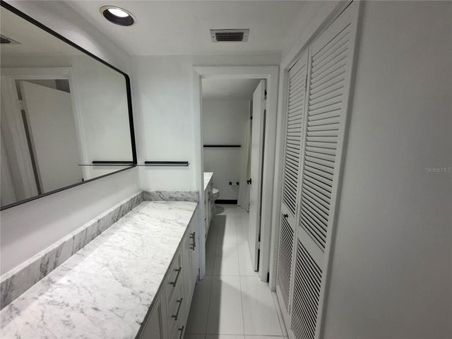 7100 SUNSHINE SKYWAY LANE S 604, St Petersburg, FL 33711
