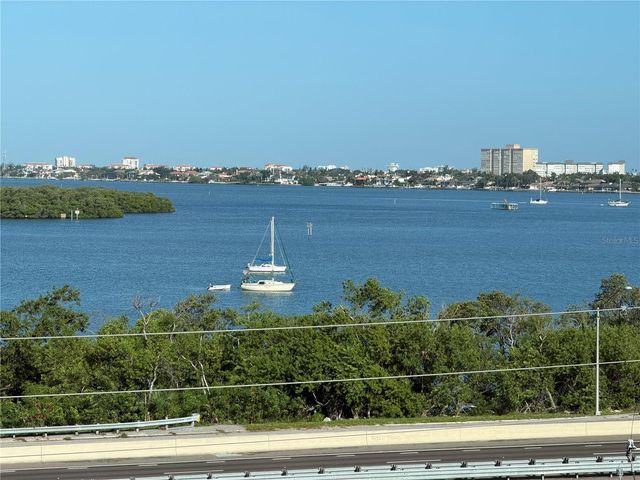 7100 SUNSHINE SKYWAY LANE S 604, St Petersburg, FL 33711