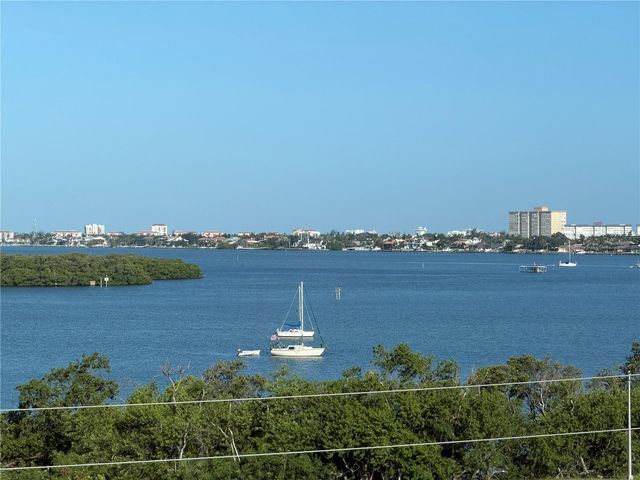 7100 SUNSHINE SKYWAY LANE S 604, St Petersburg, FL 33711