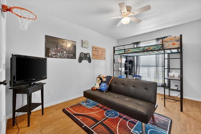 2700 Pollard Street, Fort Worth, TX 76112