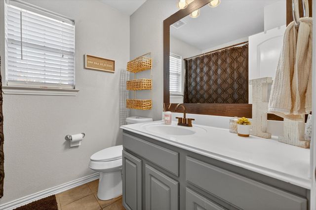 2700 Pollard Street, Fort Worth, TX 76112