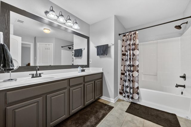 2700 Pollard Street, Fort Worth, TX 76112