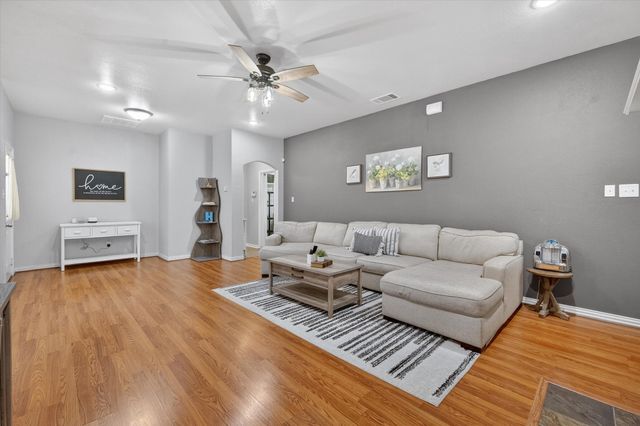 2700 Pollard Street, Fort Worth, TX 76112